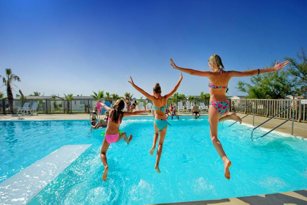 Les Pieds Dans L'Eau A Palavas ! Mer A 50 M ! Mhome 6 Pers Climatise T Confort Camping 4 Etoiles Экстерьер фото
